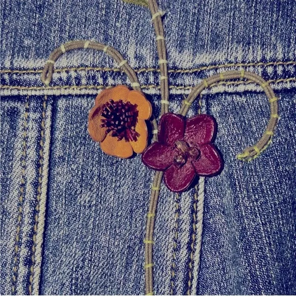 Brighton Denim Jean Jacket with Leather Embroidered Flowers 3 Hearts Size Large