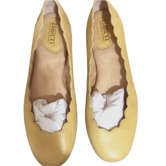 ✨BØRN✨Allie Scalloped Ballet Flats