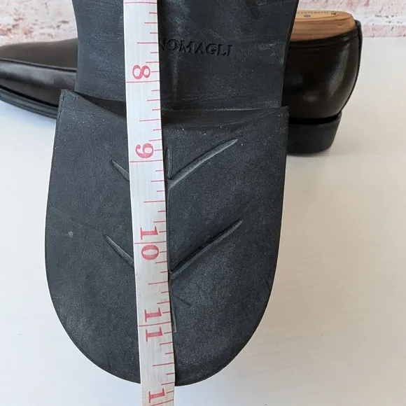 Bruno Magli Black Oxford Shoes with Polished Leather