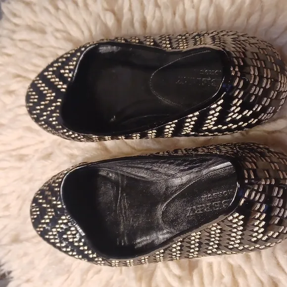 Burberry  flats