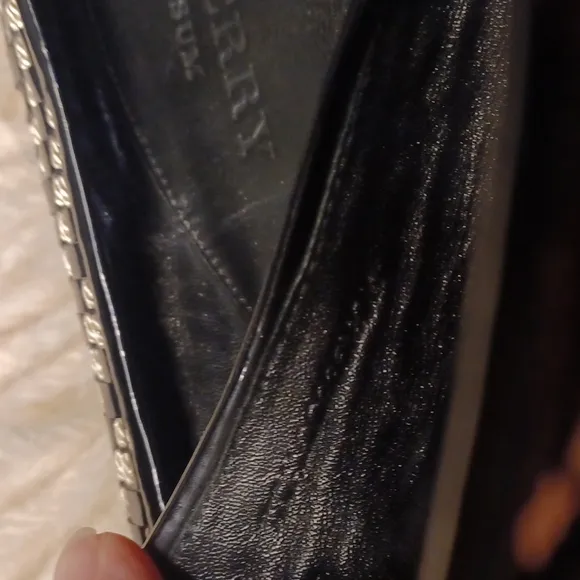 Burberry  flats