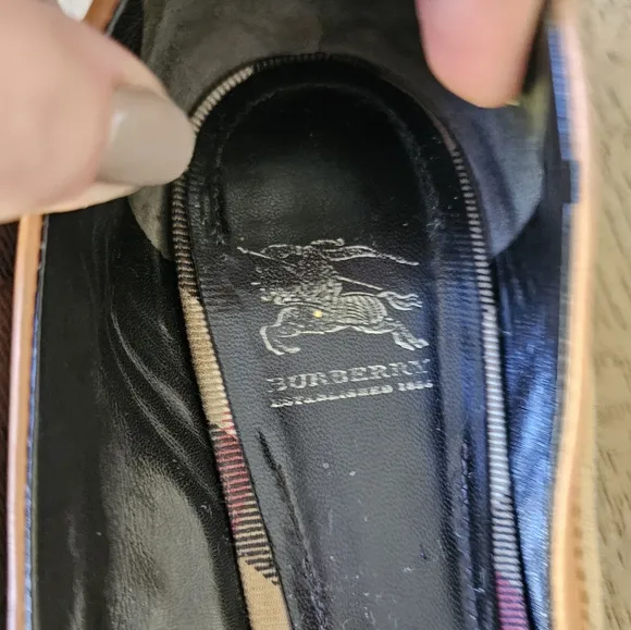 Burberry House Nova Check Quilted Pattern Buckle Leather Canvas Flats
