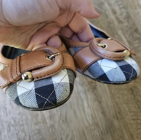 Burberry House Nova Check Quilted Pattern Buckle Leather Canvas Flats