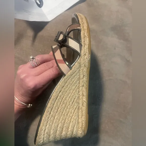BURBERRY Nova Check espadrille wedge sandals 41 with COA