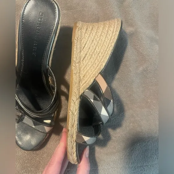 BURBERRY Nova Check espadrille wedge sandals 41 with COA