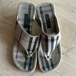 Burberry nova check espadrille wedges