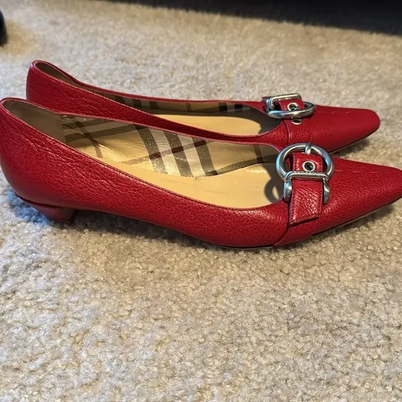 Burberry Red Leather Flats with Buckle