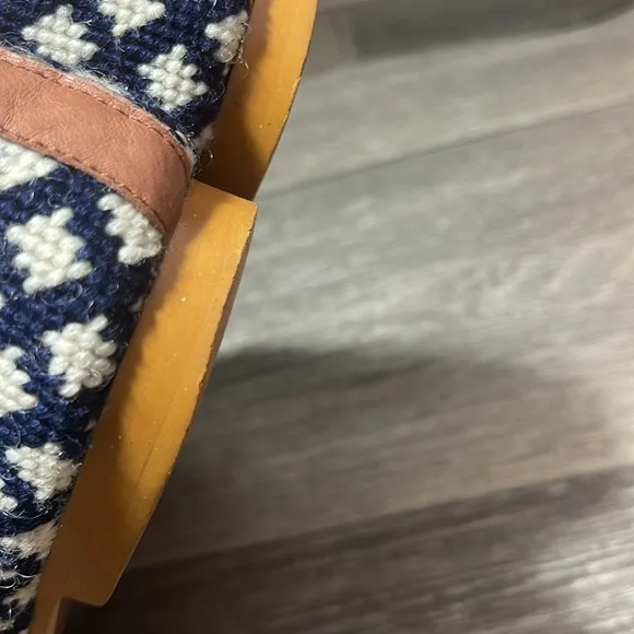 By Paige flats  size 8.5 (n5)