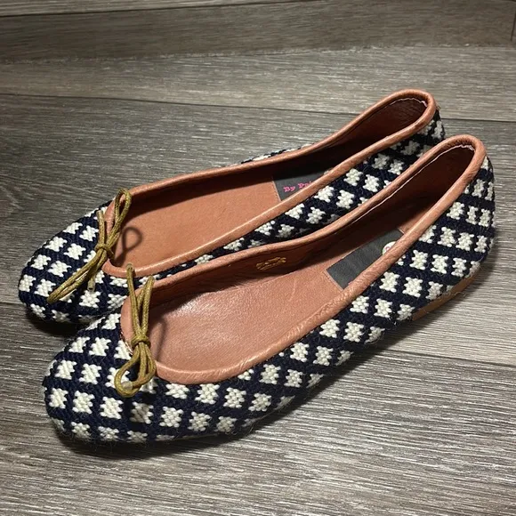 By Paige flats  size 8.5 (n5)