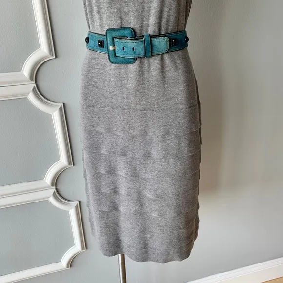 Calvin Klein Sleeveless Tiered Ruffle Trim Sweater Dress in Gray Size Large