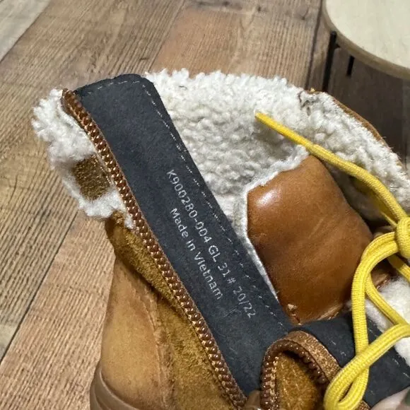 Camper KidsKiddo faux-shearling lined boots