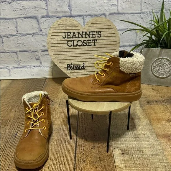 Camper KidsKiddo faux-shearling lined boots