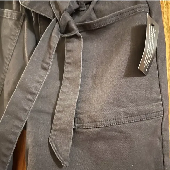 Candace Cameron Bure Pacific Washed Black Denim Paperbag Ruffle Waist Jean Sz 8