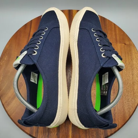 Cariuma OCA Shoes Men's 9.5 Navy Blue Canvas Low Top Lace Up Athletic Sneakers