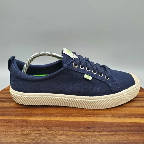 Cariuma OCA Shoes Men's 9.5 Navy Blue Canvas Low Top Lace Up Athletic Sneakers
