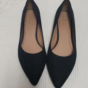 Caslon shoes