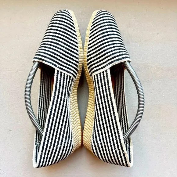 Castaner Cream &amp; Black Striped Espadrille Wedge Slip On Shoes Size 9 fits like 8