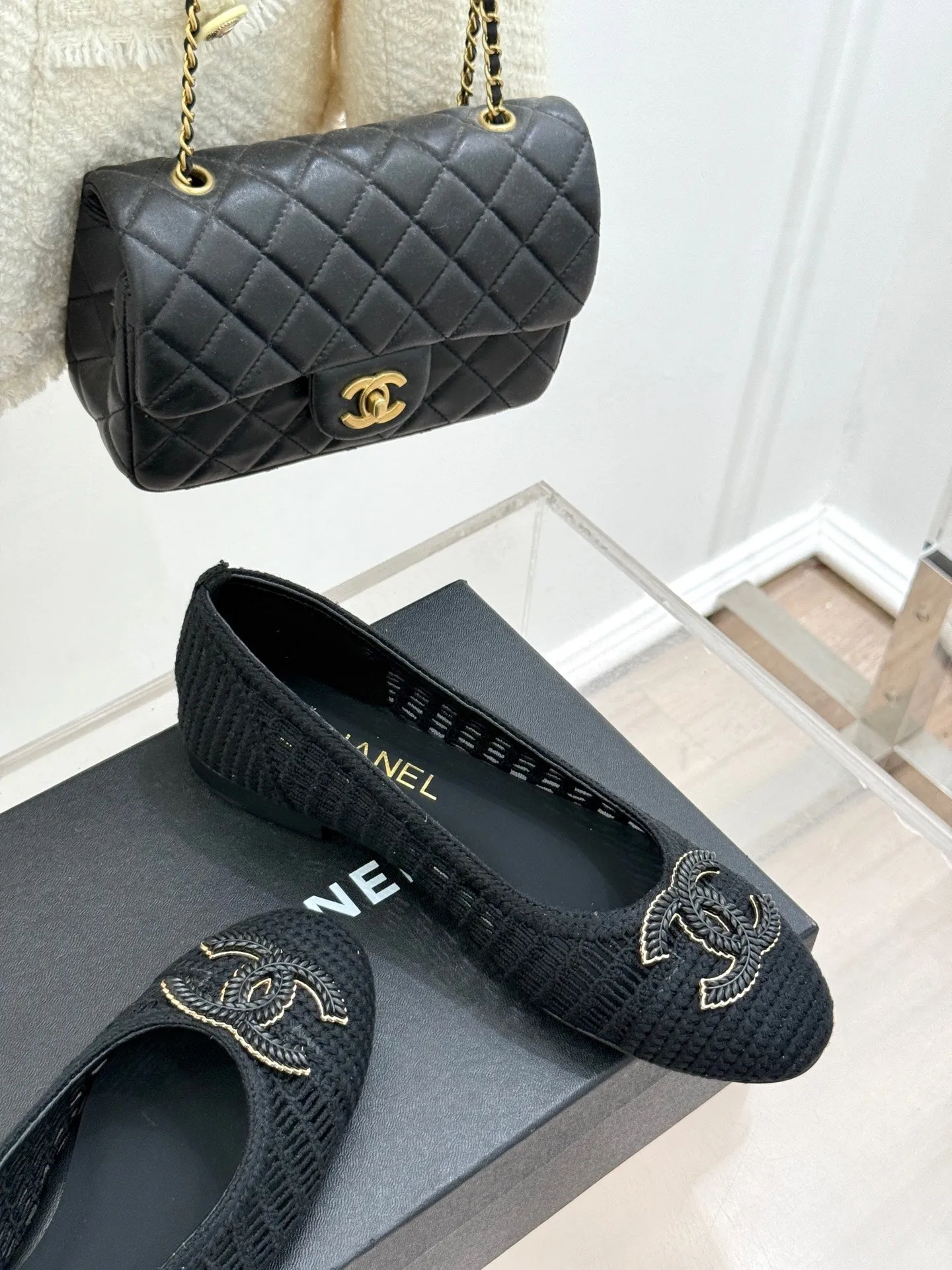 CC 25P Hollow Double C Ballet Flats 15mm Black Raffia 265643