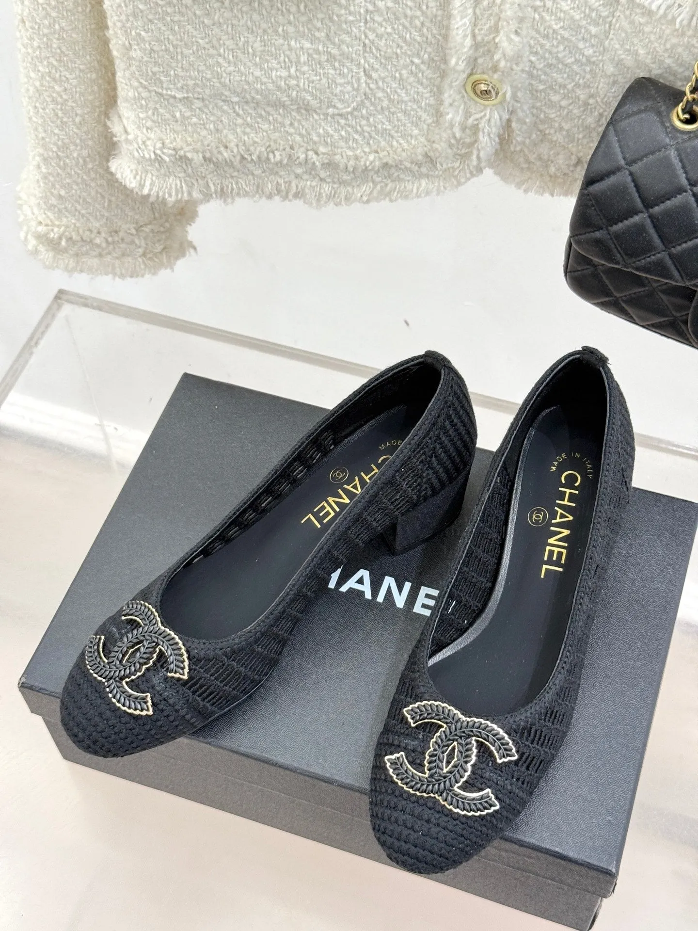 CC 25P Hollow Double C Ballet Flats 50mm Black Raffia 265639