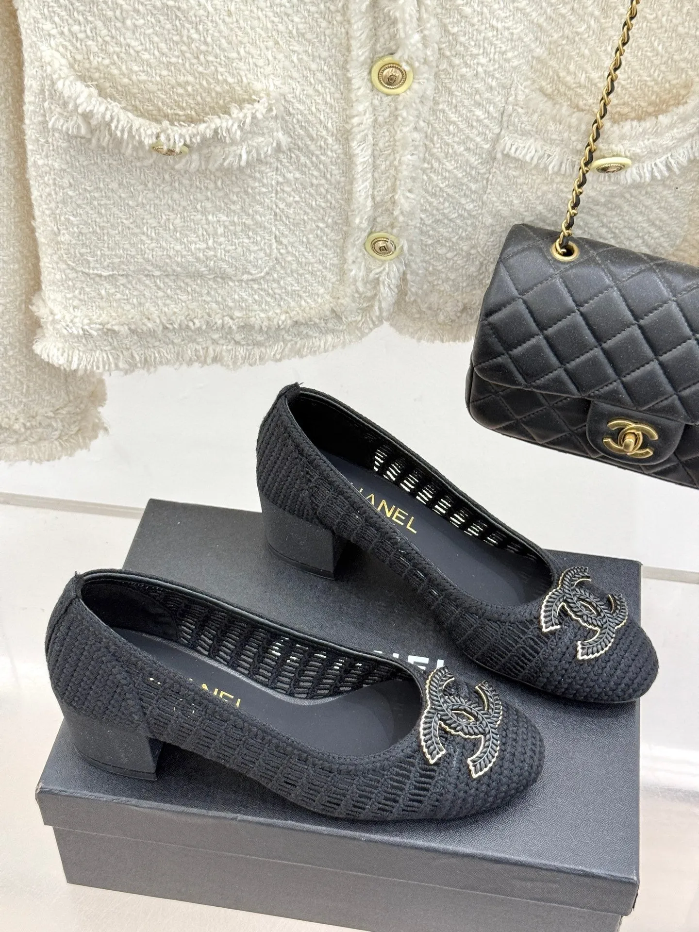 CC 25P Hollow Double C Ballet Flats 50mm Black Raffia 265639