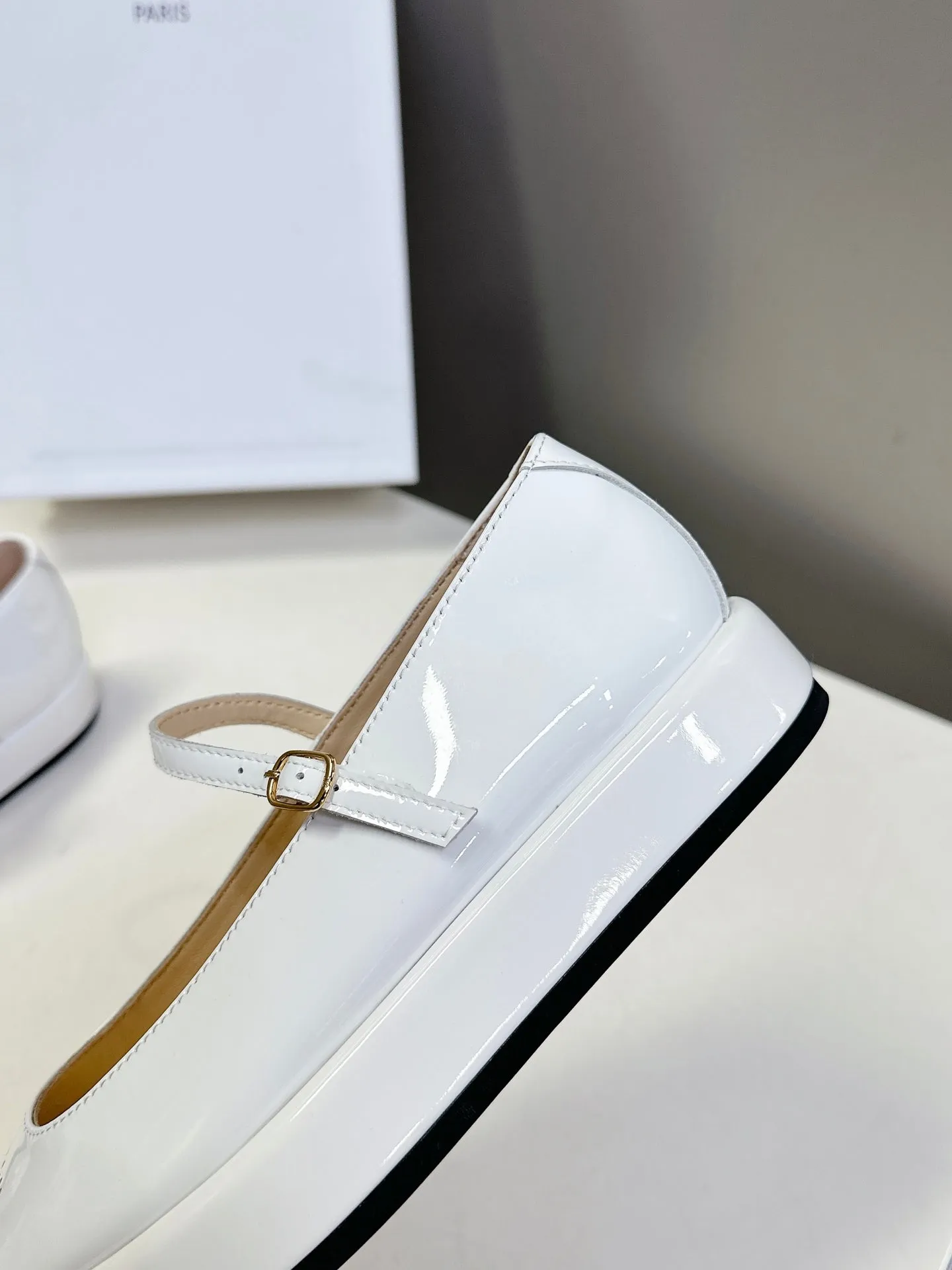 CELINE Ballet Flats White Patent Leather 285930