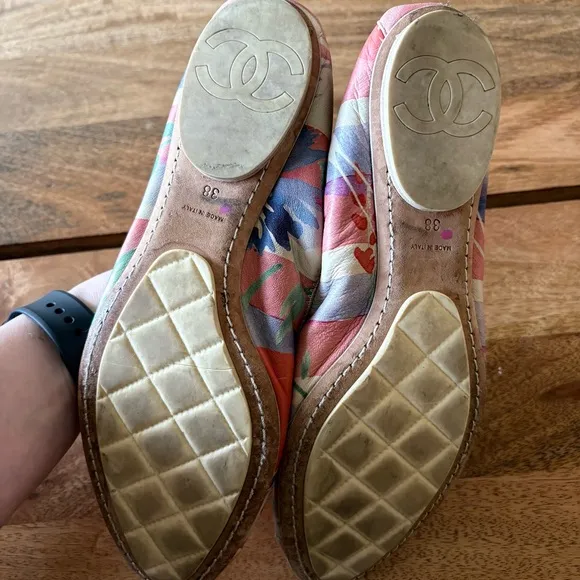 CHANEL Pink and White Flats with Elastic Trim