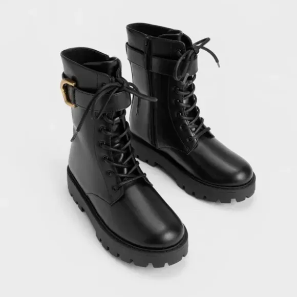CHARLES &amp; KEITHGabine Lace-Up Ankle Boots for kids size 34/ US 3