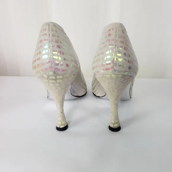 Charles Jourdan iridescent textured metallic scales ivory size 8.5