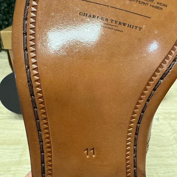 Charles Tyrwhitt Leather Oxford Brogue Shoes - M12