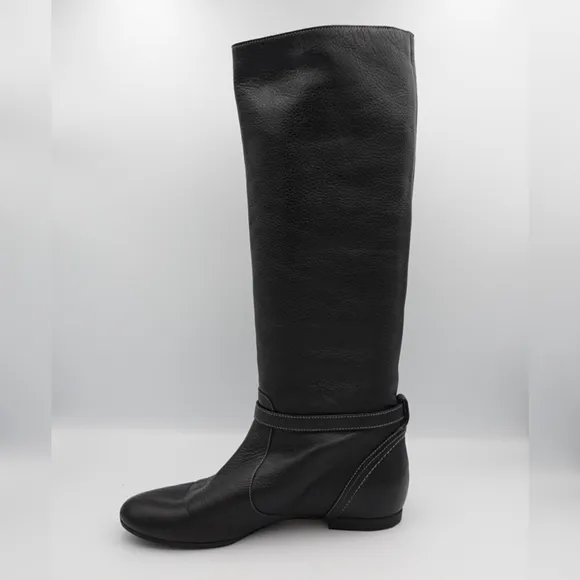 CHLOÉ Black Leather Tall Boots with Flat Heel, size 38