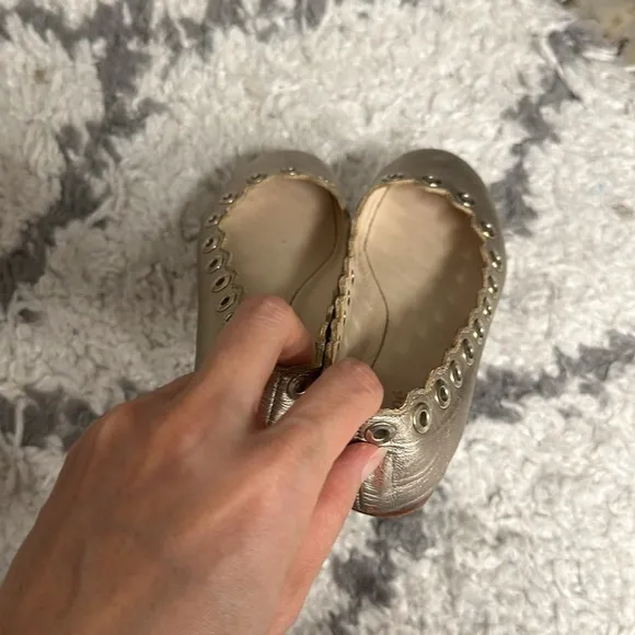 Chloe girls scallop flats