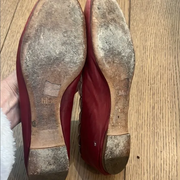 Chloe Lauren Leather Scallop Accent Ballet Flats With Chains RARE Size 37.5