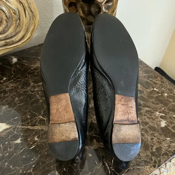 Chloe Lauren Scalloped Black Leather Ballet Flats. Size 39/9