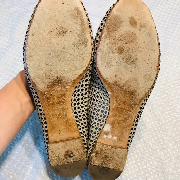 Chloe Perforated Leather Lauren Scalloped Ballet Flats Size
