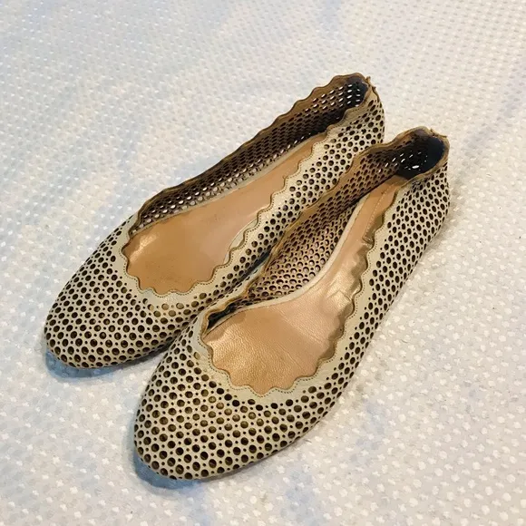 Chloe Perforated Leather Lauren Scalloped Ballet Flats Size