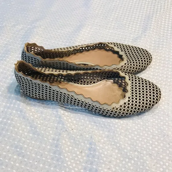 Chloe Perforated Leather Lauren Scalloped Ballet Flats Size