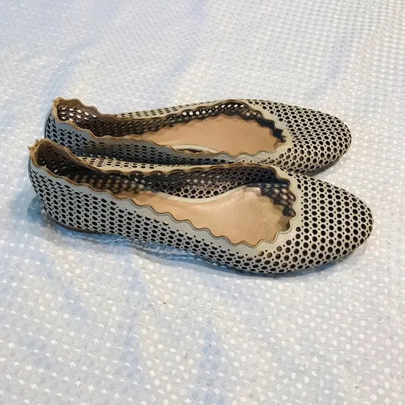 Chloe Perforated Leather Lauren Scalloped Ballet Flats Size