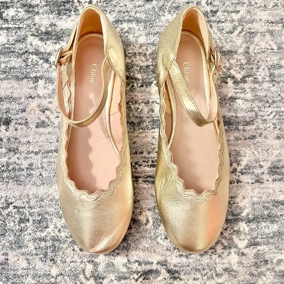 Chloe scalloped leather ballerina flats gold