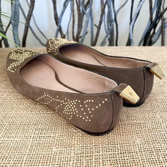 Chloe Suzanna Suede Studded Flats Size 8 Wimen’s