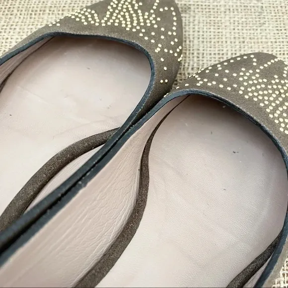 Chloe Suzanna Suede Studded Flats Size 8 Wimen’s
