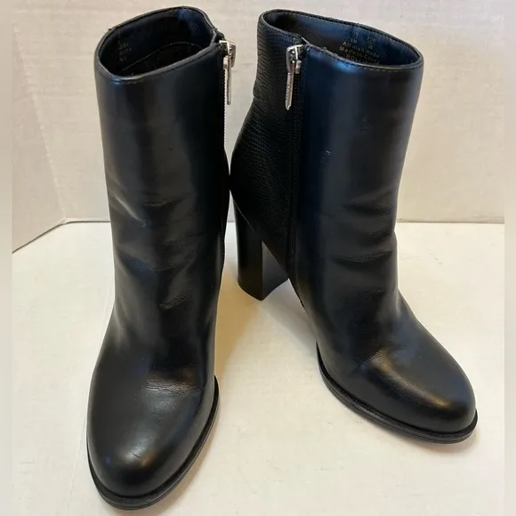 Circus by Sam Edelman black heeled boots with side zippers Sz-8. J