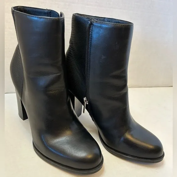 Circus by Sam Edelman black heeled boots with side zippers Sz-8. J