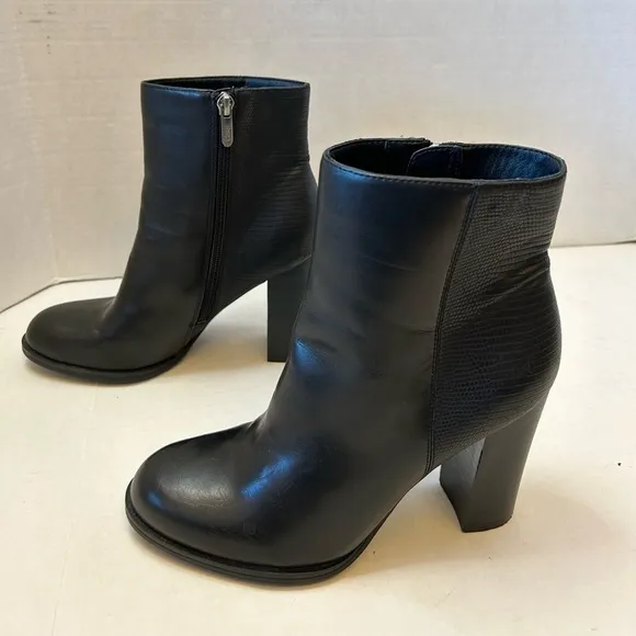 Circus by Sam Edelman black heeled boots with side zippers Sz-8. J