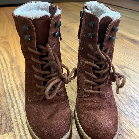 Clarks Clarkwell Suede Heeled Boots