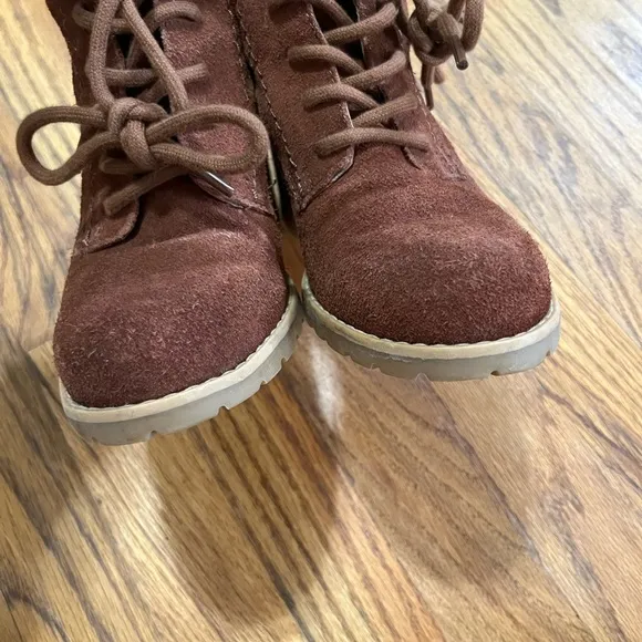 Clarks Clarkwell Suede Heeled Boots
