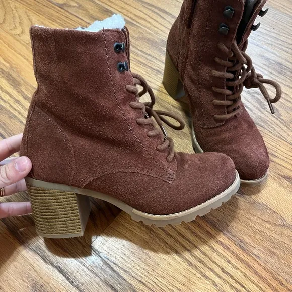 Clarks Clarkwell Suede Heeled Boots