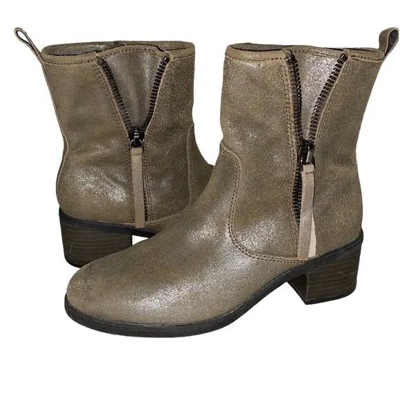 Clarks Collection Cushion Soft Novella Devon Metallic Brown Ankle Boots Size 7.5