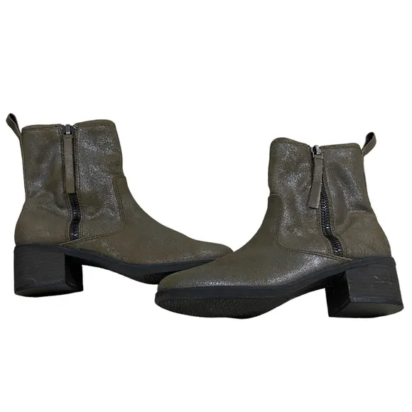 Clarks Collection Cushion Soft Novella Devon Metallic Brown Ankle Boots Size 7.5