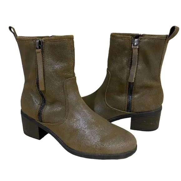 Clarks Collection Cushion Soft Novella Devon Metallic Brown Ankle Boots Size 7.5
