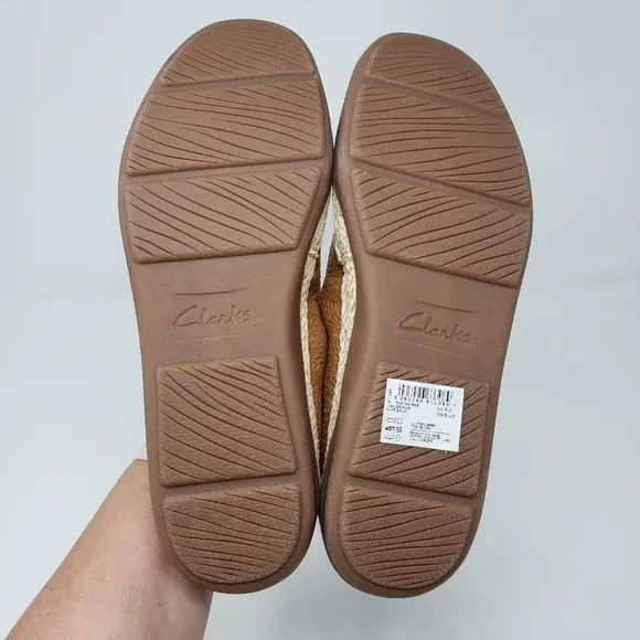 Clark's Elaina Rae boat loafer flat tan leather shoes size 8.5 NEW